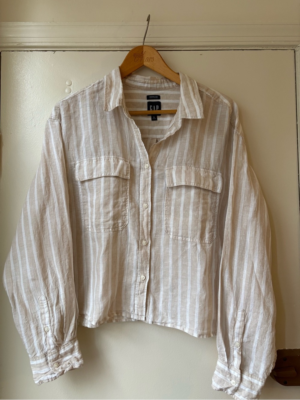 GAP Women’s Cream & White Striped Cropped 100% Linen Button-Front Shirt | XL